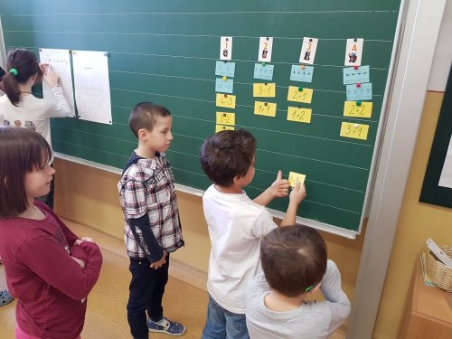 Tandemová výuka českého jazyka v I. a IV. třídě.