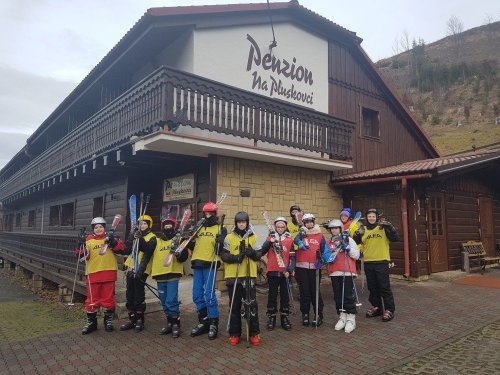 Pozdrav z lyžařského výcvikového kurzu....